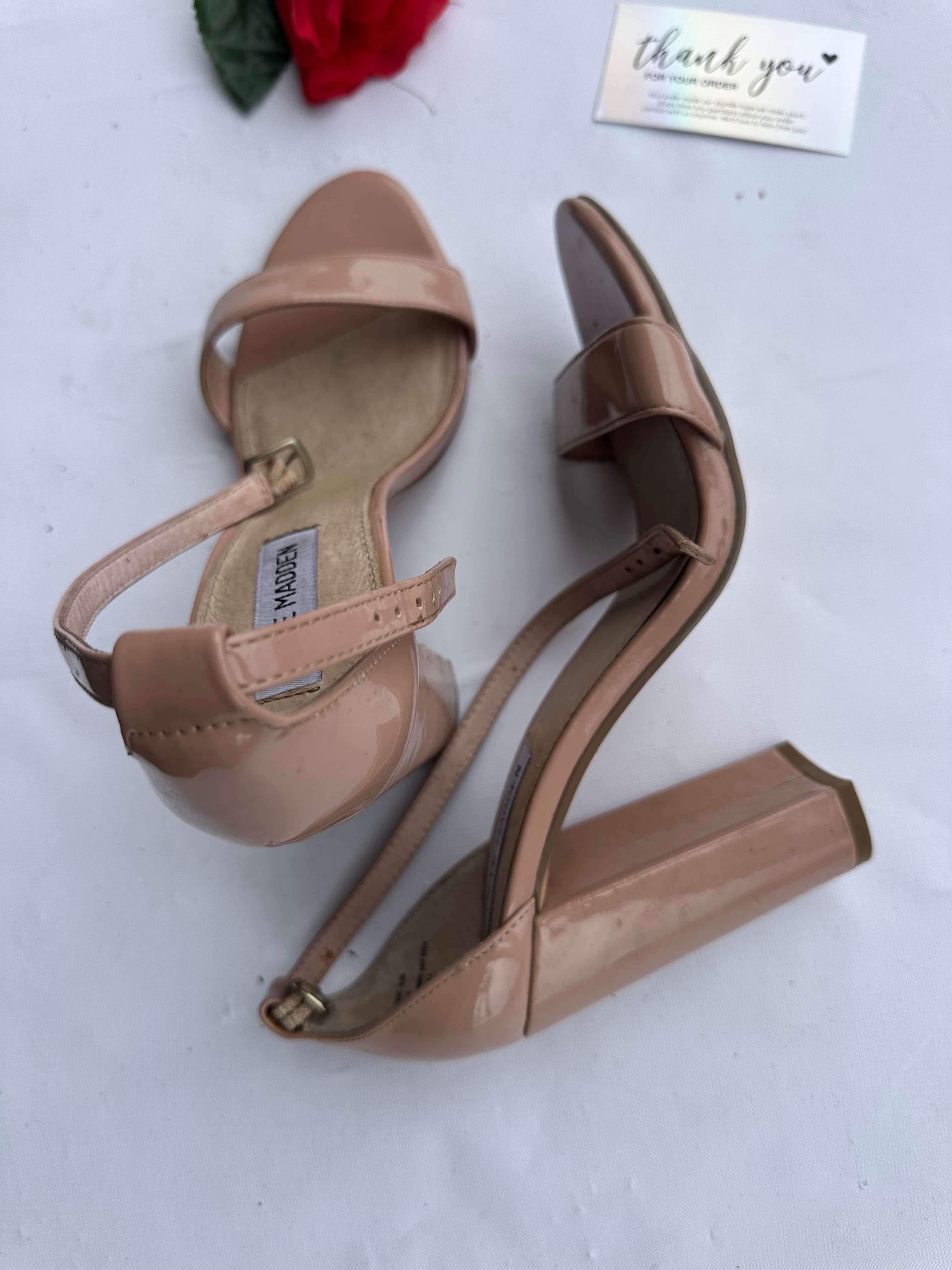 STEVE MADDEN HEEL